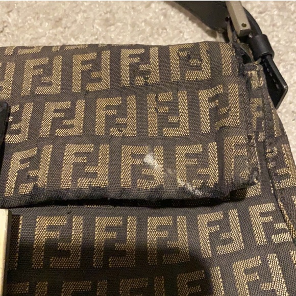 Vintage Fendi Shoulder Bag - Picture 3 of 9